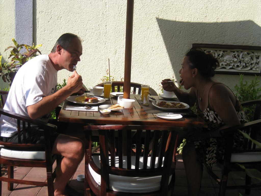 Frangipani Homestay Nusa Dua  Ngoại thất bức ảnh