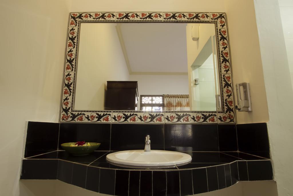 Frangipani Homestay Nusa Dua  Phòng bức ảnh